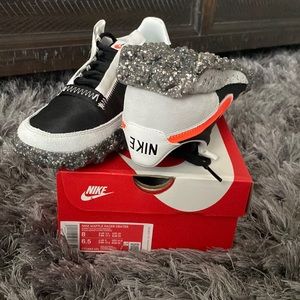 Nike waffle racer crater